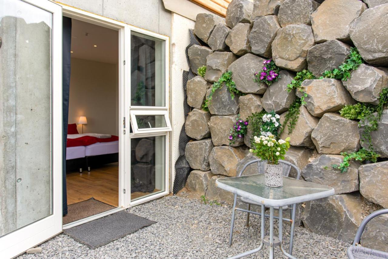 Guesthouse Fludir Bagian luar foto