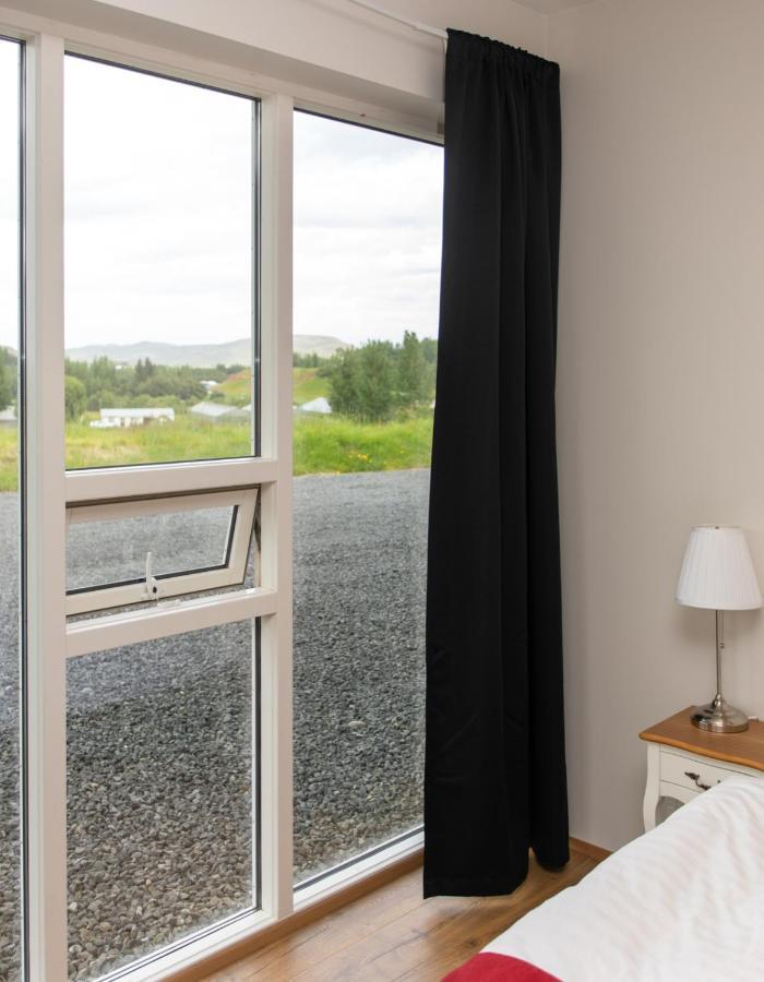 Guesthouse Fludir Bagian luar foto